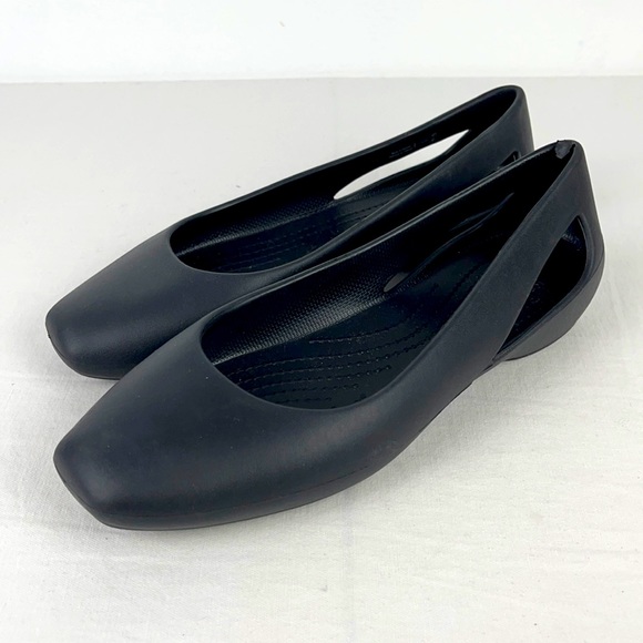✨3/$25✨Crocs Sloan Ballerina Flat